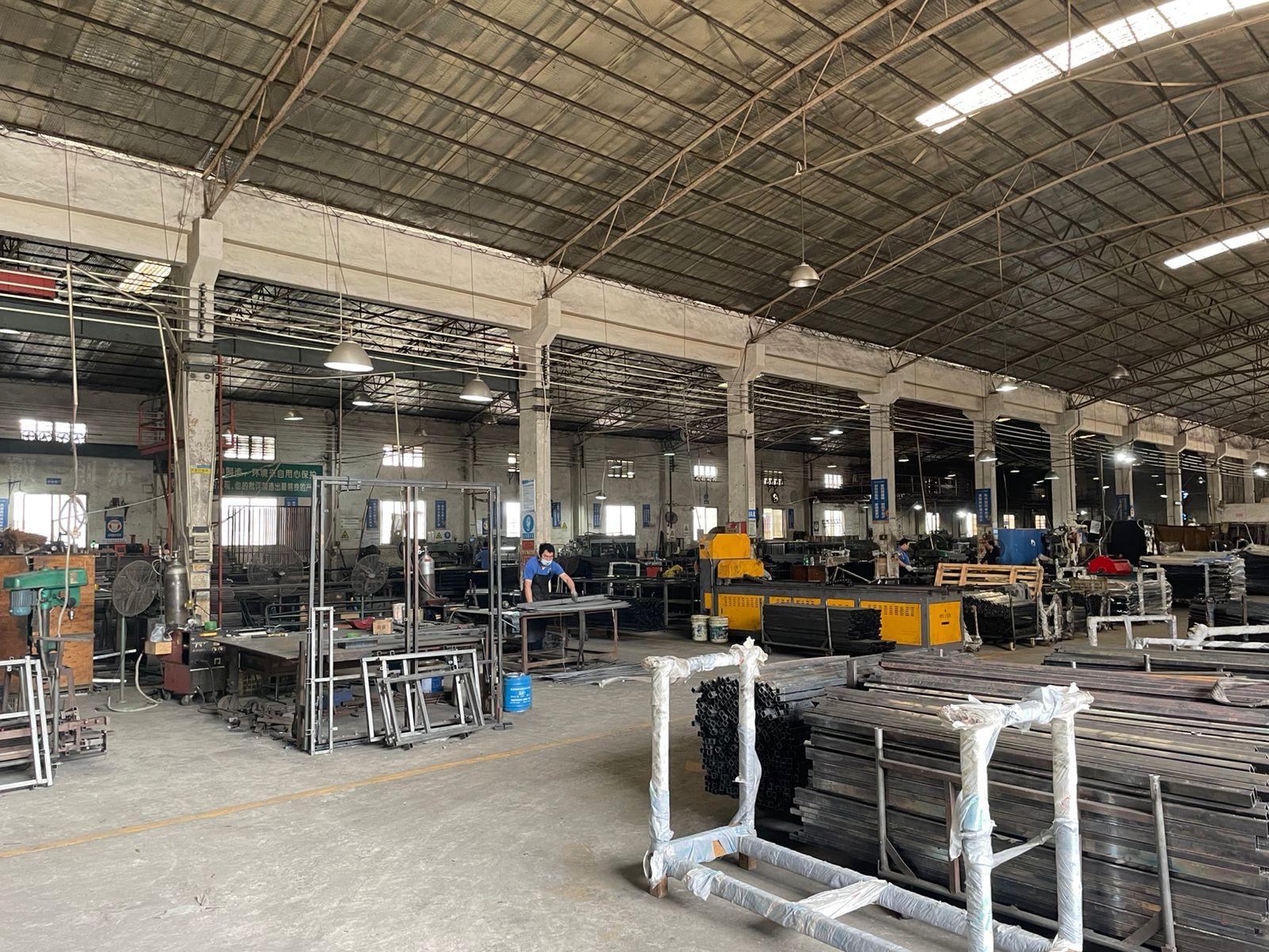 usine meubles Chine